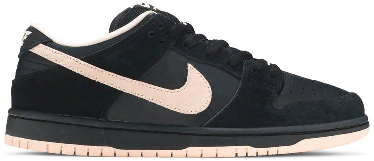 Dunk Low SB 'Black Coral' BQ6817-003