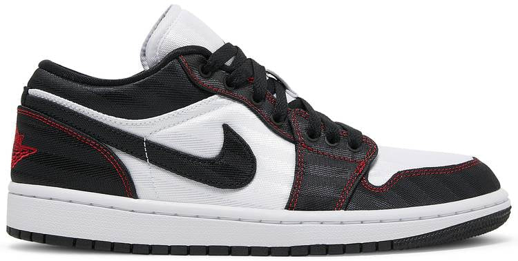 Wmns Air Jordan 1 Low SE Utility White Black Red